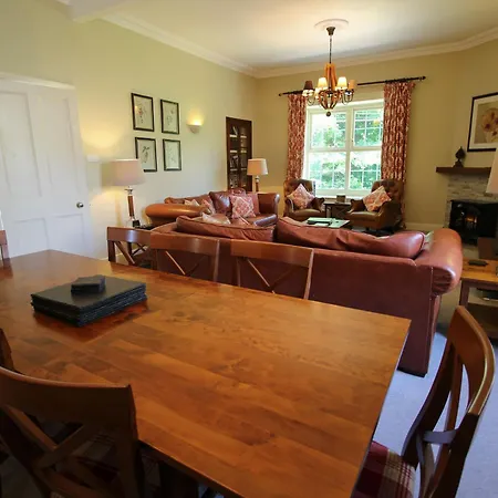 בית נופש Langdale Retreat גראסמיר